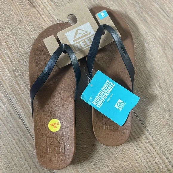 NWT Reef Women's Cushion Court Black Sandals Size 9 - Picture 4 of 4